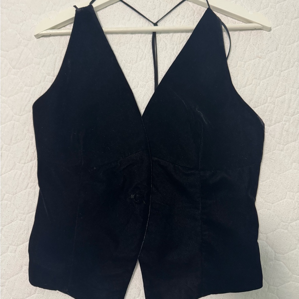 Elegant Black Sleeveless Top